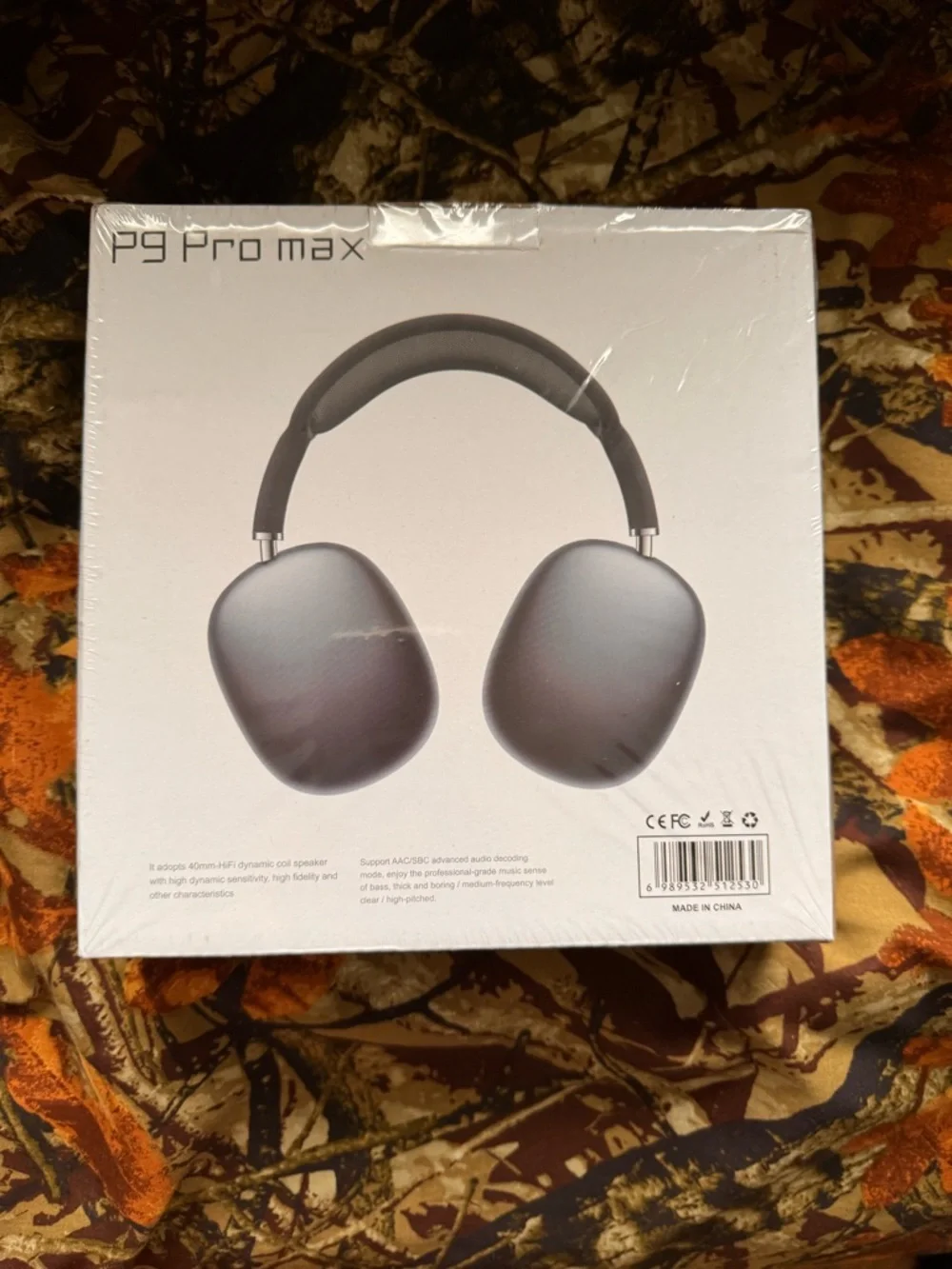 P9 Pro Max Over-Ear Headphones in Metallic Gray - Picture 2 of 2